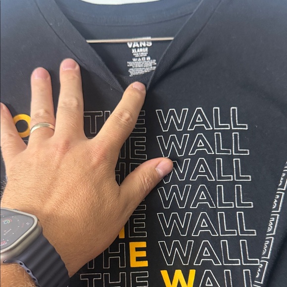 Vans Black Long Sleeve with Yellow Graphic - Picture 4 of 12